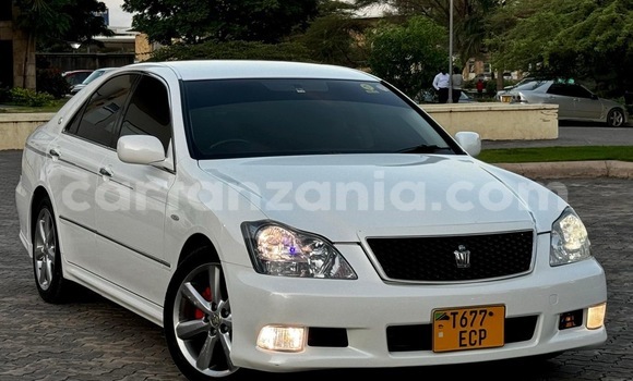 Nunua Ilio tumika Toyota Crown Nyeupe Gari ndani ya Dar es Salaam nchini Dar es Salaam Nunua Ilio tumika Toyota Crown Nyeupe Gari ndani ya Dar es Salaam nchini Dar es Salaam