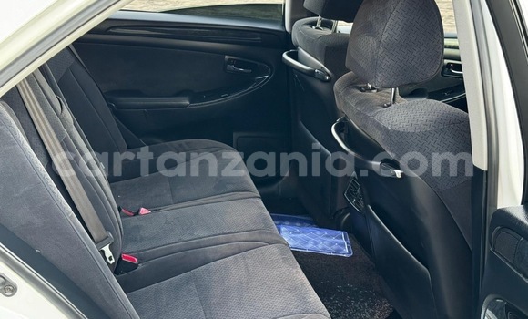 Nunua Ilio tumika Toyota Crown Nyeupe Gari ndani ya Dar es Salaam nchini Dar es Salaam Nunua Ilio tumika Toyota Crown Nyeupe Gari ndani ya Dar es Salaam nchini Dar es Salaam