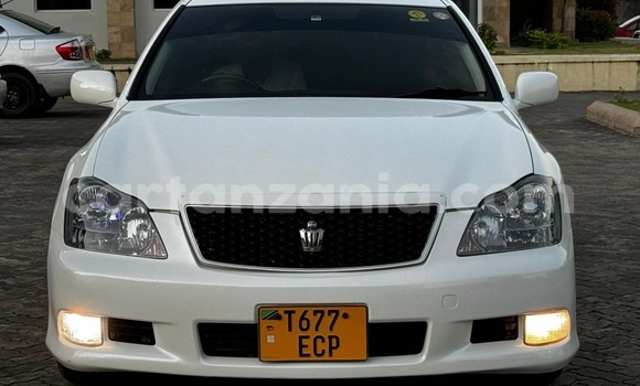 Nunua Ilio tumika Toyota Crown Nyeupe Gari ndani ya Dar es Salaam nchini Dar es Salaam Nunua Ilio tumika Toyota Crown Nyeupe Gari ndani ya Dar es Salaam nchini Dar es Salaam