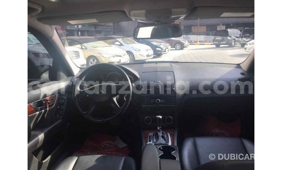 Nunua Imported Mercedes‒Benz 190 (W201) Nyeusi Gari ndani ya Import - Dubai nchini Arusha Nunua Imported Mercedes‒Benz 190 (W201) Nyeusi Gari ndani ya Import - Dubai nchini Arusha