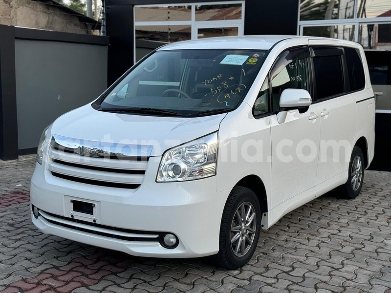 Big with watermark toyota noah dar es salaam dar es salaam 23957