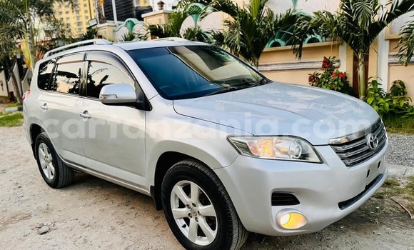 Buy Used Toyota Vanguard Other Car in Dar es Salaam in Dar es Salaam Buy Used Toyota Vanguard Other Car in Dar es Salaam in Dar es Salaam