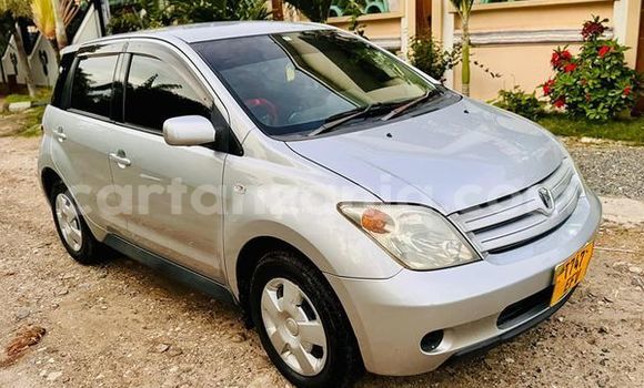 Buy Used Toyota IST Other Car in Dar es Salaam in Dar es Salaam Buy Used Toyota IST Other Car in Dar es Salaam in Dar es Salaam
