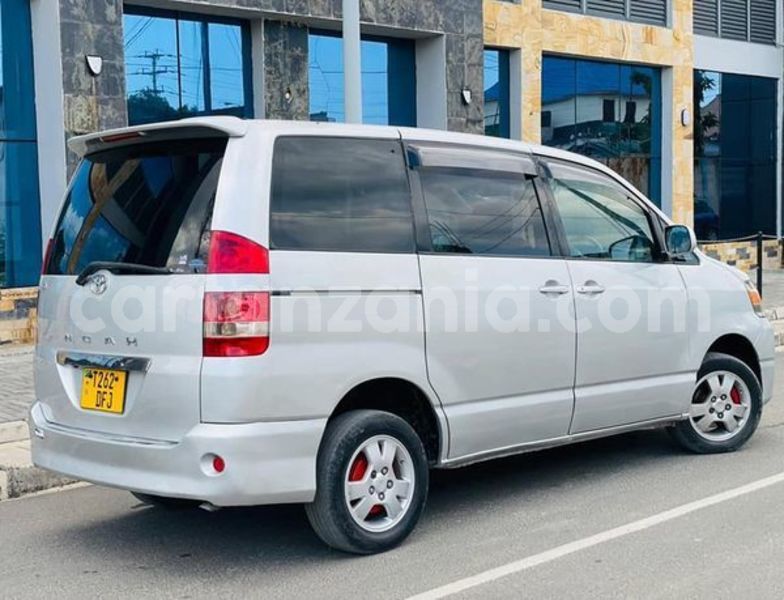 Big with watermark toyota noah dar es salaam dar es salaam 23979