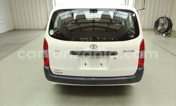 Nunua Imported Toyota Probox Nyeupe Gari ndani ya Mwanza nchini Mwanza Nunua Imported Toyota Probox Nyeupe Gari ndani ya Mwanza nchini Mwanza