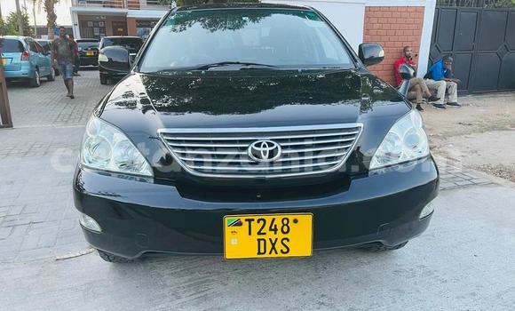 Buy Used Toyota Harrier Black Car in Dar es Salaam in Dar es Salaam