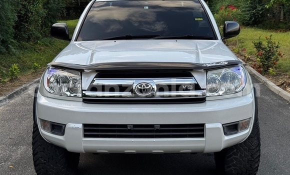 Buy Import Toyota Surf White Car in Dar es Salaam in Dar es Salaam Buy Import Toyota Surf White Car in Dar es Salaam in Dar es Salaam
