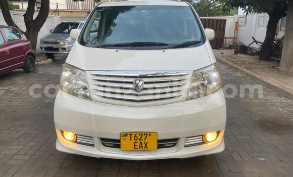 Buy Used Toyota Alphard White Car in Dar es Salaam in Dar es Salaam