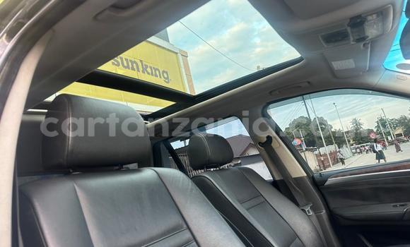 Nunua Ilio tumika BMW X5 Nyeusi Gari ndani ya Dar es Salaam nchini Dar es Salaam Nunua Ilio tumika BMW X5 Nyeusi Gari ndani ya Dar es Salaam nchini Dar es Salaam