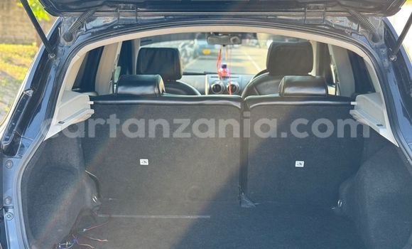 Nunua Ilio tumika Nissan Dualis Nyeusi Gari ndani ya Dar es Salaam nchini Dar es Salaam Nunua Ilio tumika Nissan Dualis Nyeusi Gari ndani ya Dar es Salaam nchini Dar es Salaam