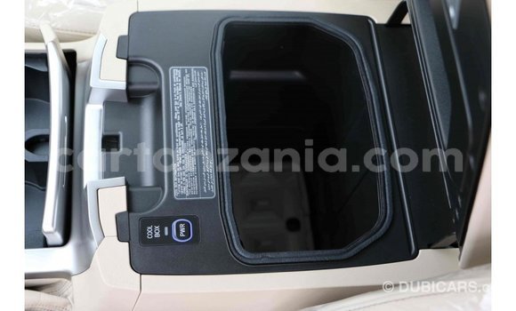 Nunua Imported Toyota Land Cruiser Nyeusi Gari ndani ya Import - Dubai nchini Arusha Nunua Imported Toyota Land Cruiser Nyeusi Gari ndani ya Import - Dubai nchini Arusha
