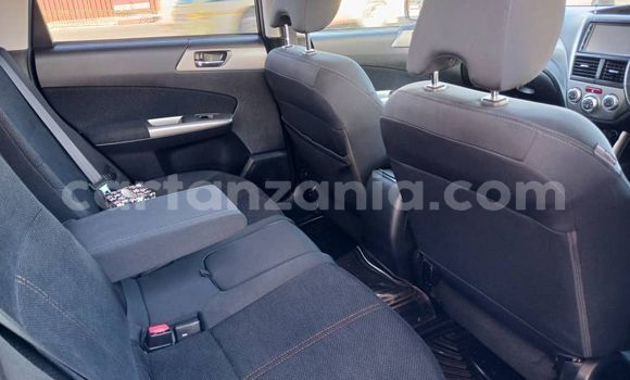 Nunua Ilio tumika Subaru Forester Nyeusi Gari ndani ya Dar es Salaam nchini Dar es Salaam Nunua Ilio tumika Subaru Forester Nyeusi Gari ndani ya Dar es Salaam nchini Dar es Salaam