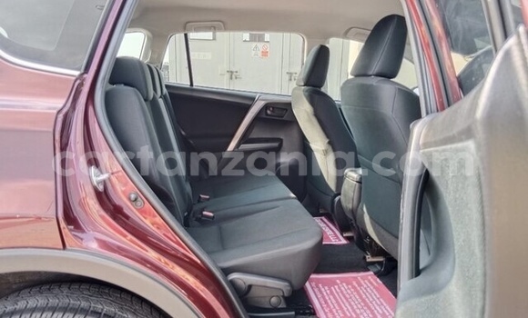 Nunua Ilio tumika Toyota RAV4 Nyekundu Gari ndani ya Iramba nchini Singida Nunua Ilio tumika Toyota RAV4 Nyekundu Gari ndani ya Iramba nchini Singida