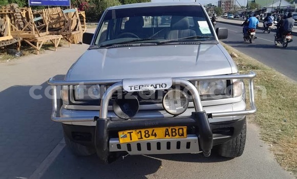 Buy Used Nissan Hardbody White Car in Dar es Salaam in Dar es Salaam Buy Used Nissan Hardbody White Car in Dar es Salaam in Dar es Salaam