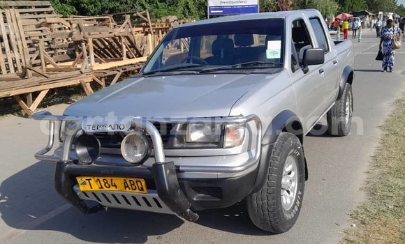 Buy Used Nissan Hardbody White Car in Dar es Salaam in Dar es Salaam Buy Used Nissan Hardbody White Car in Dar es Salaam in Dar es Salaam