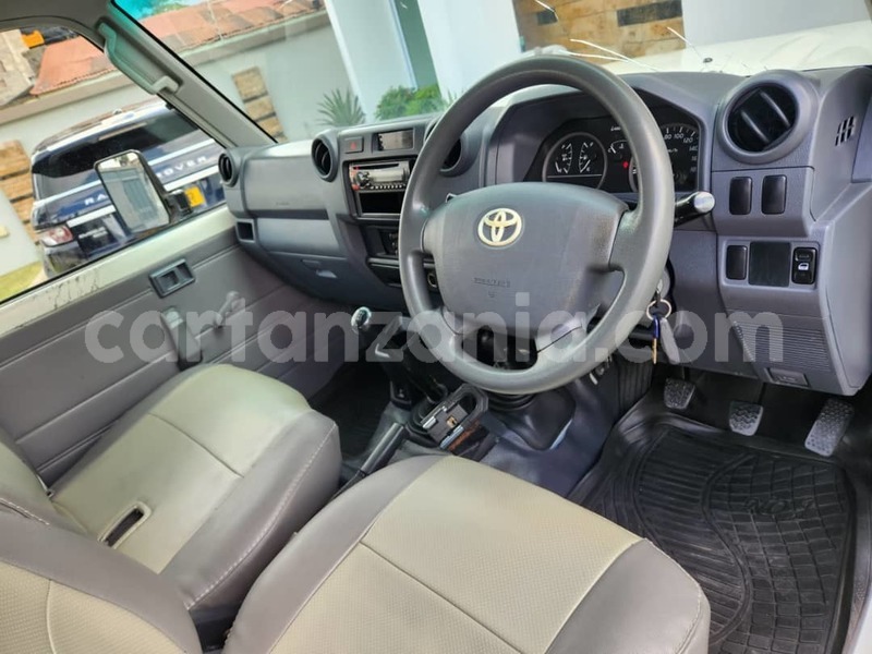 Big with watermark toyota mega cruiser dar es salaam dar es salaam 24105