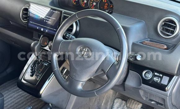Nunua Ilio tumika Toyota Corolla Rumion Nyeusi Gari ndani ya Ilala nchini Dar es Salaam Nunua Ilio tumika Toyota Corolla Rumion Nyeusi Gari ndani ya Ilala nchini Dar es Salaam