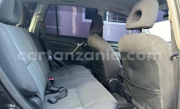 Nunua Ilio tumika Toyota RAV4 Nyeusi Gari ndani ya Dar es Salaam nchini Dar es Salaam Nunua Ilio tumika Toyota RAV4 Nyeusi Gari ndani ya Dar es Salaam nchini Dar es Salaam