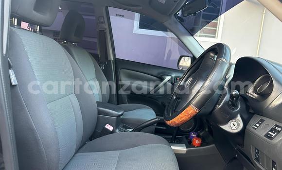 Nunua Ilio tumika Toyota RAV4 Nyeusi Gari ndani ya Dar es Salaam nchini Dar es Salaam Nunua Ilio tumika Toyota RAV4 Nyeusi Gari ndani ya Dar es Salaam nchini Dar es Salaam