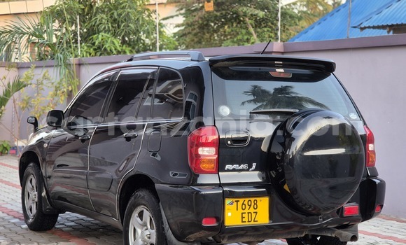 Nunua Ilio tumika Toyota RAV4 Nyeusi Gari ndani ya Dar es Salaam nchini Dar es Salaam Nunua Ilio tumika Toyota RAV4 Nyeusi Gari ndani ya Dar es Salaam nchini Dar es Salaam