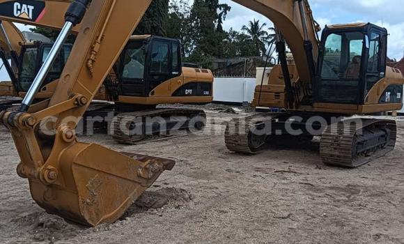 Buy Import Caterpillar 120 Other Truck in Dar es Salaam in Dar es Salaam Buy Import Caterpillar 120 Other Truck in Dar es Salaam in Dar es Salaam