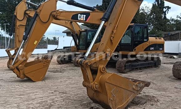 Buy Import Caterpillar 120 Other Truck in Dar es Salaam in Dar es Salaam Buy Import Caterpillar 120 Other Truck in Dar es Salaam in Dar es Salaam