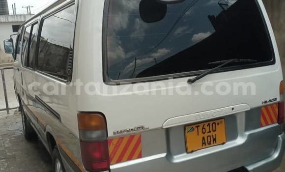 Buy Used Toyota Hiace White Car in Dar es Salaam in Dar es Salaam Buy Used Toyota Hiace White Car in Dar es Salaam in Dar es Salaam