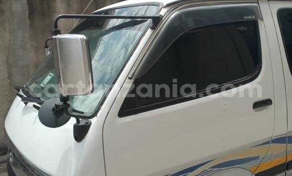 Buy Used Toyota Hiace White Car in Dar es Salaam in Dar es Salaam Buy Used Toyota Hiace White Car in Dar es Salaam in Dar es Salaam