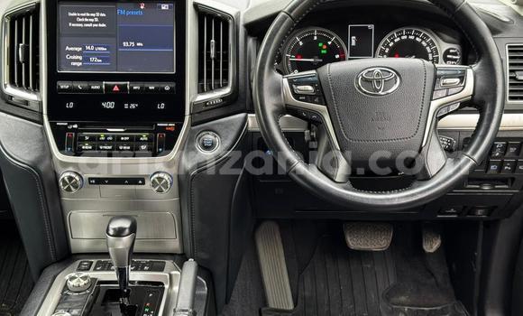 Buy Import Toyota Land Cruiser White Car in Dar es Salaam in Dar es Salaam Buy Import Toyota Land Cruiser White Car in Dar es Salaam in Dar es Salaam
