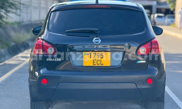 Nunua Ilio tumika Nissan Dualis Nyeusi Gari ndani ya Dar es Salaam nchini Dar es Salaam