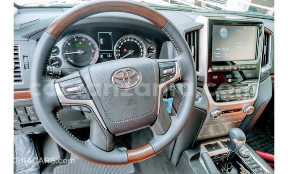 Nunua Imported Toyota Land Cruiser Nyeusi Gari ndani ya Import - Dubai nchini Arusha Nunua Imported Toyota Land Cruiser Nyeusi Gari ndani ya Import - Dubai nchini Arusha