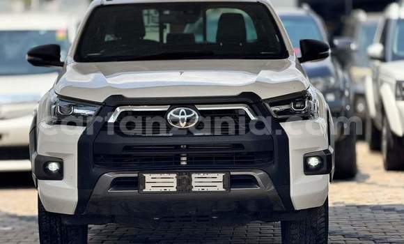 Buy Import Toyota Hilux White Car in Dar es Salaam in Dar es Salaam Buy Import Toyota Hilux White Car in Dar es Salaam in Dar es Salaam