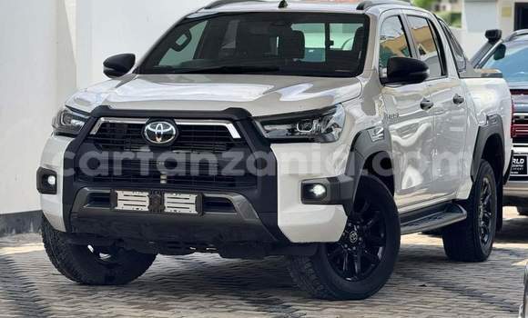Buy Import Toyota Hilux White Car in Dar es Salaam in Dar es Salaam Buy Import Toyota Hilux White Car in Dar es Salaam in Dar es Salaam