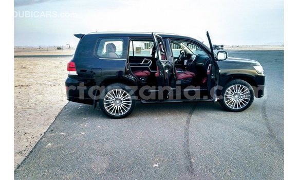 Nunua Imported Toyota Land Cruiser Nyeusi Gari ndani ya Import - Dubai nchini Arusha Nunua Imported Toyota Land Cruiser Nyeusi Gari ndani ya Import - Dubai nchini Arusha