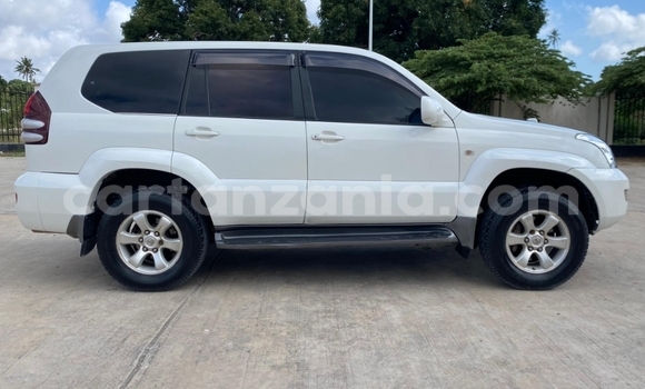 Buy Used Toyota Land Cruiser Prado White Car in Dar es Salaam in Dar es Salaam