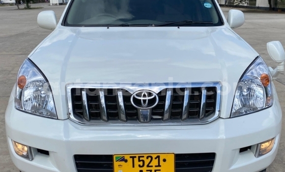 Buy Used Toyota Land Cruiser Prado White Car in Dar es Salaam in Dar es Salaam Buy Used Toyota Land Cruiser Prado White Car in Dar es Salaam in Dar es Salaam