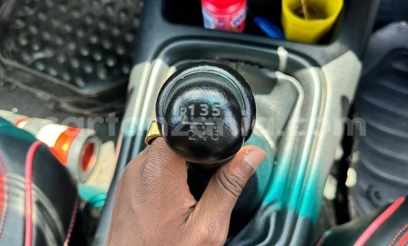 Nunua Ilio tumika Toyota Hilux Nyingine Gari ndani ya Dar es Salaam nchini Dar es Salaam Nunua Ilio tumika Toyota Hilux Nyingine Gari ndani ya Dar es Salaam nchini Dar es Salaam