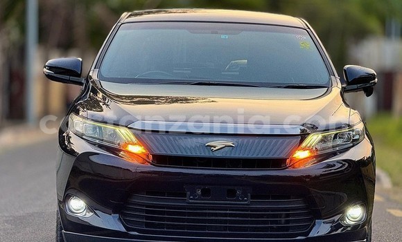 Buy Used Toyota Harrier Black Car in Dar es Salaam in Dar es Salaam
