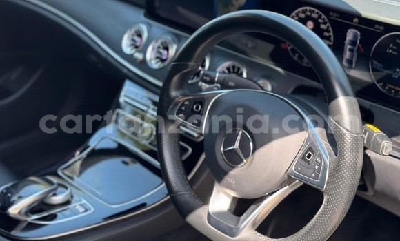 Buy Import Mercedes‒Benz E–Class Green Car in Dar es Salaam in Dar es Salaam Buy Import Mercedes‒Benz E–Class Green Car in Dar es Salaam in Dar es Salaam