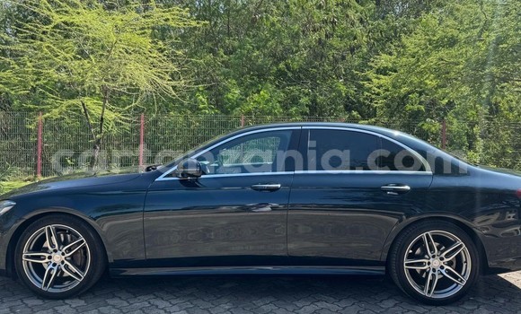 Buy Import Mercedes‒Benz E–Class Green Car in Dar es Salaam in Dar es Salaam Buy Import Mercedes‒Benz E–Class Green Car in Dar es Salaam in Dar es Salaam