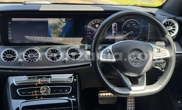 Buy Import Mercedes‒Benz E–Class Green Car in Dar es Salaam in Dar es Salaam Buy Import Mercedes‒Benz E–Class Green Car in Dar es Salaam in Dar es Salaam