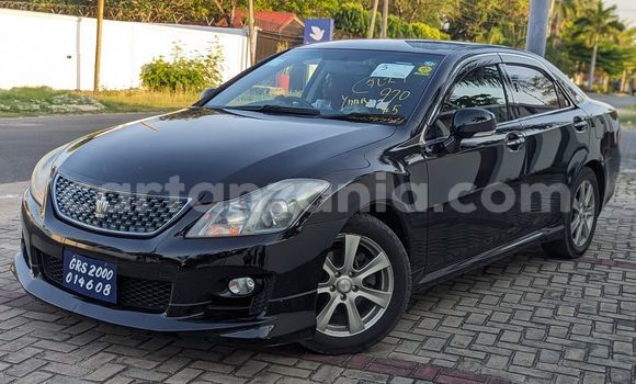 Buy Import Toyota Crown Black Car in Dar es Salaam in Dar es Salaam Buy Import Toyota Crown Black Car in Dar es Salaam in Dar es Salaam