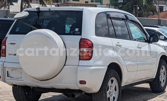 Buy Import Toyota RAV4 White Car in Dar es Salaam in Dar es Salaam Buy Import Toyota RAV4 White Car in Dar es Salaam in Dar es Salaam