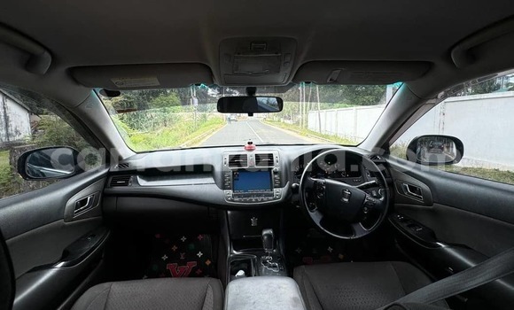 Buy Used Toyota Crown Black Car in Dar es Salaam in Dar es Salaam Buy Used Toyota Crown Black Car in Dar es Salaam in Dar es Salaam