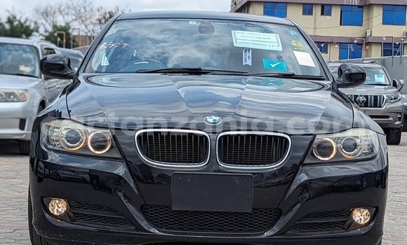 Nunua Ilio tumika BMW 3–Series Nyeusi Gari ndani ya Dar es Salaam nchini Dar es Salaam
