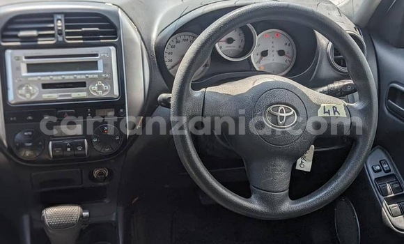 Nunua Ilio tumika Toyota RAV4 Nyeupe Gari ndani ya Dar es Salaam nchini Dar es Salaam Nunua Ilio tumika Toyota RAV4 Nyeupe Gari ndani ya Dar es Salaam nchini Dar es Salaam