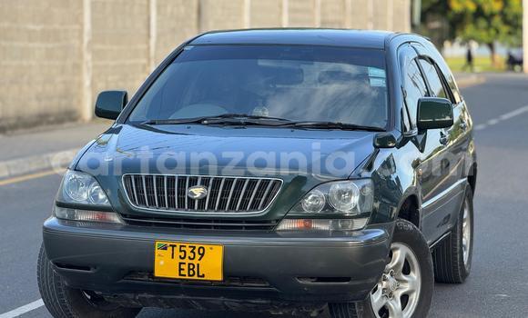 Buy Used Toyota Harrier Green Car in Dar es Salaam in Dar es Salaam Buy Used Toyota Harrier Green Car in Dar es Salaam in Dar es Salaam
