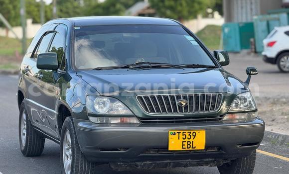 Buy Used Toyota Harrier Green Car in Dar es Salaam in Dar es Salaam Buy Used Toyota Harrier Green Car in Dar es Salaam in Dar es Salaam