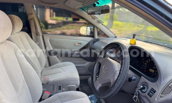 Buy Used Toyota Harrier Green Car in Dar es Salaam in Dar es Salaam Buy Used Toyota Harrier Green Car in Dar es Salaam in Dar es Salaam