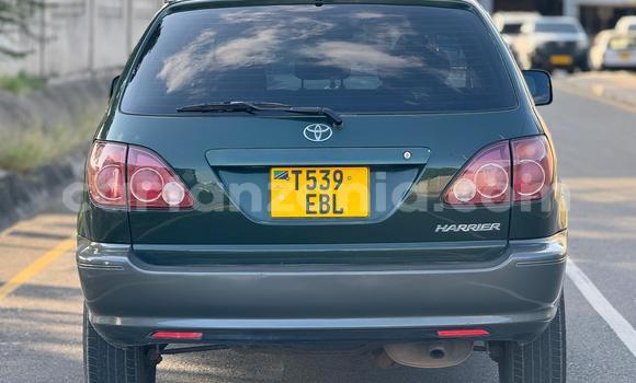 Buy Used Toyota Harrier Green Car in Dar es Salaam in Dar es Salaam Buy Used Toyota Harrier Green Car in Dar es Salaam in Dar es Salaam